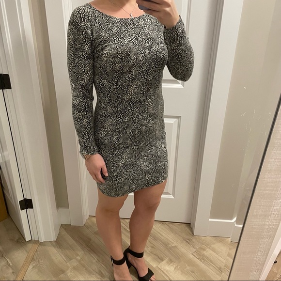 Size Medium Animal print dress - Picture 7 of 7
